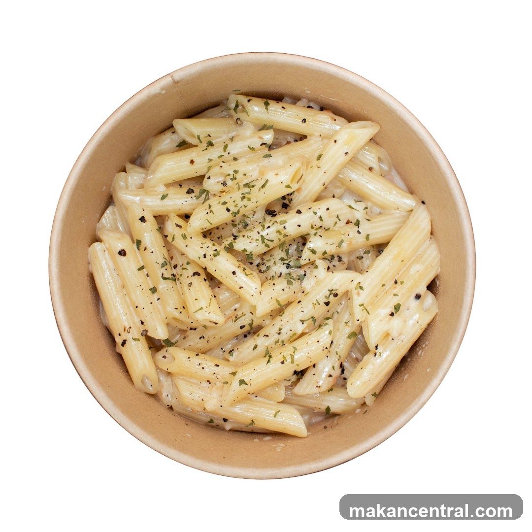 Penne Pasta in Cream Sauce