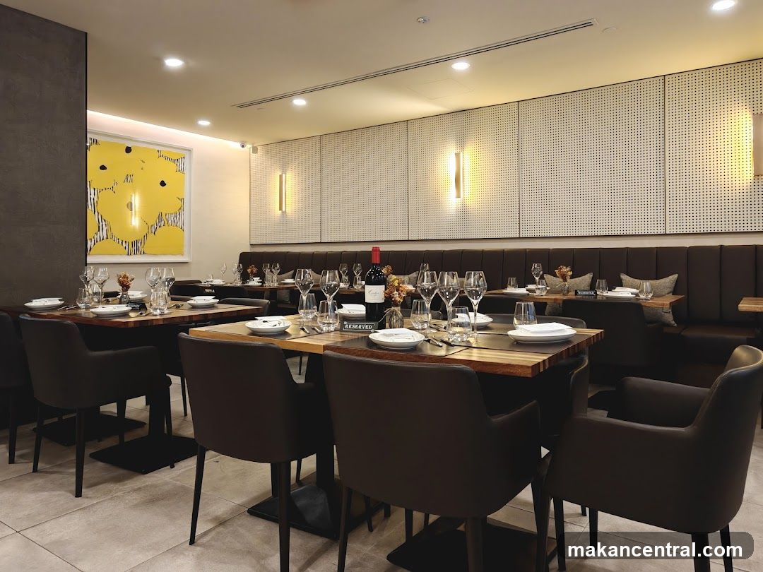 Restaurant Dining Area