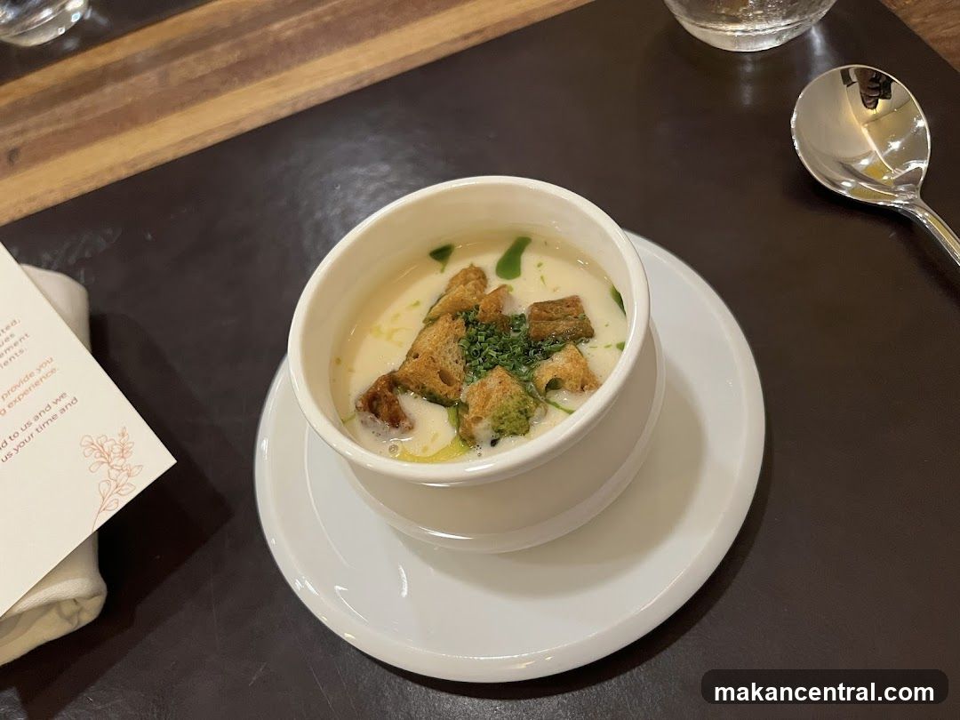 Creamy Soup with Croutons
