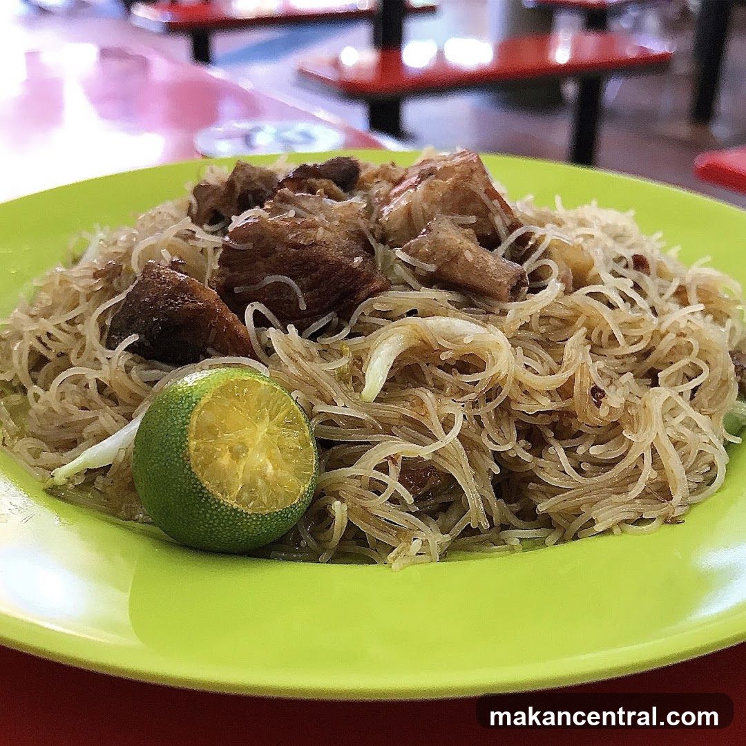 Noodles with Meat and Lime