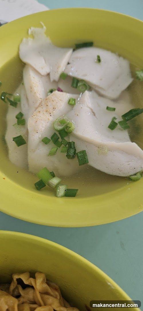 Fish cake soup with scallions