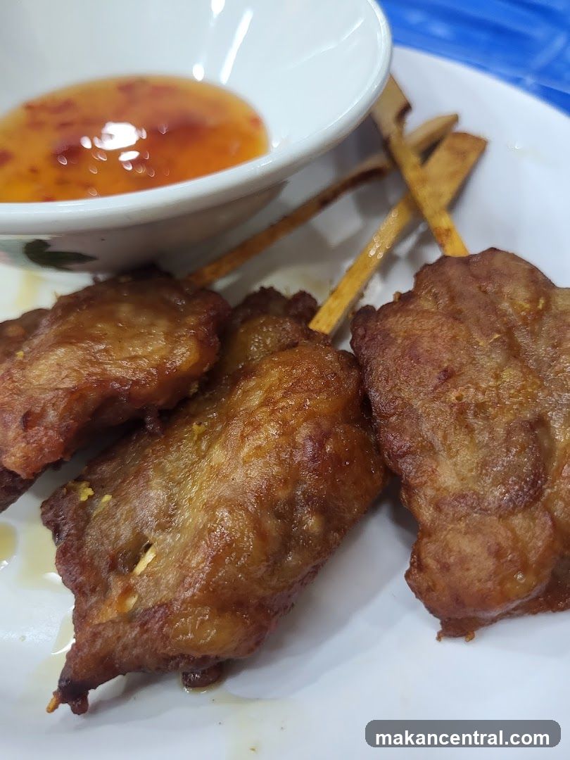 Fried Meat Skewers with Dipping Sauce