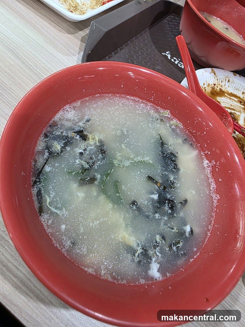 Soup with Seaweed and Egg