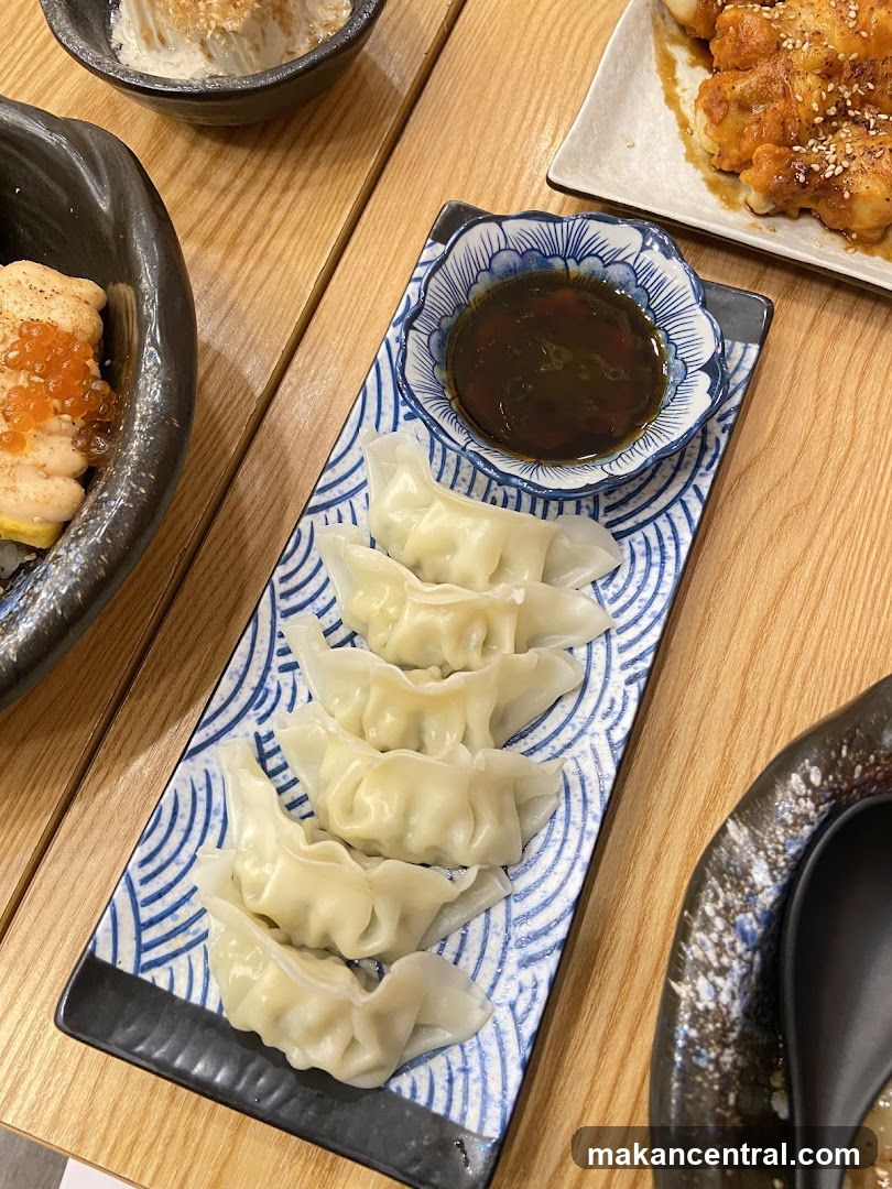 Gyoza with Dipping Sauce