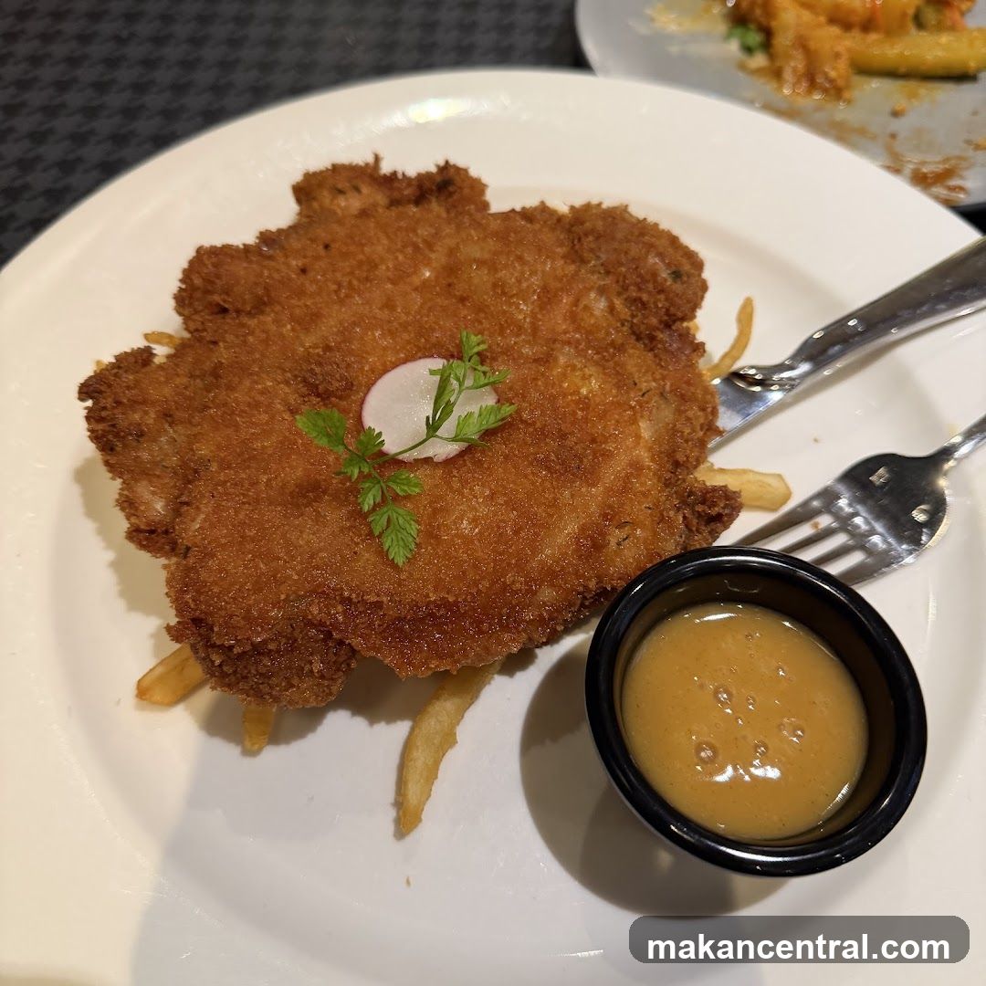 Breaded Cutlet with Fries and Sauce