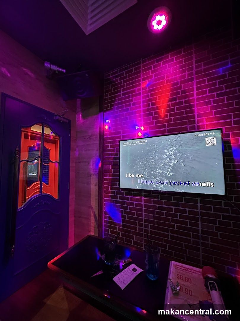 Candy K-Bar Family Karaoke