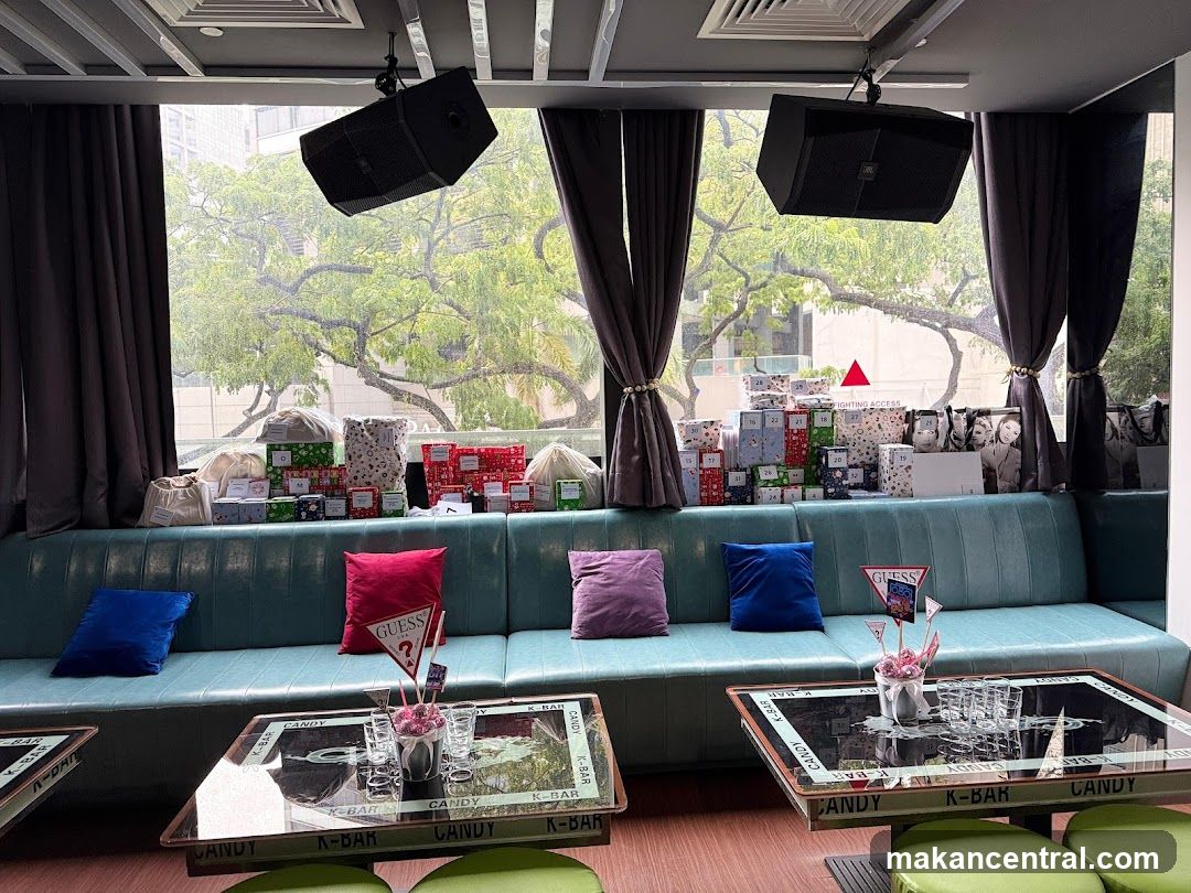 K-Bar Interior with Gifts