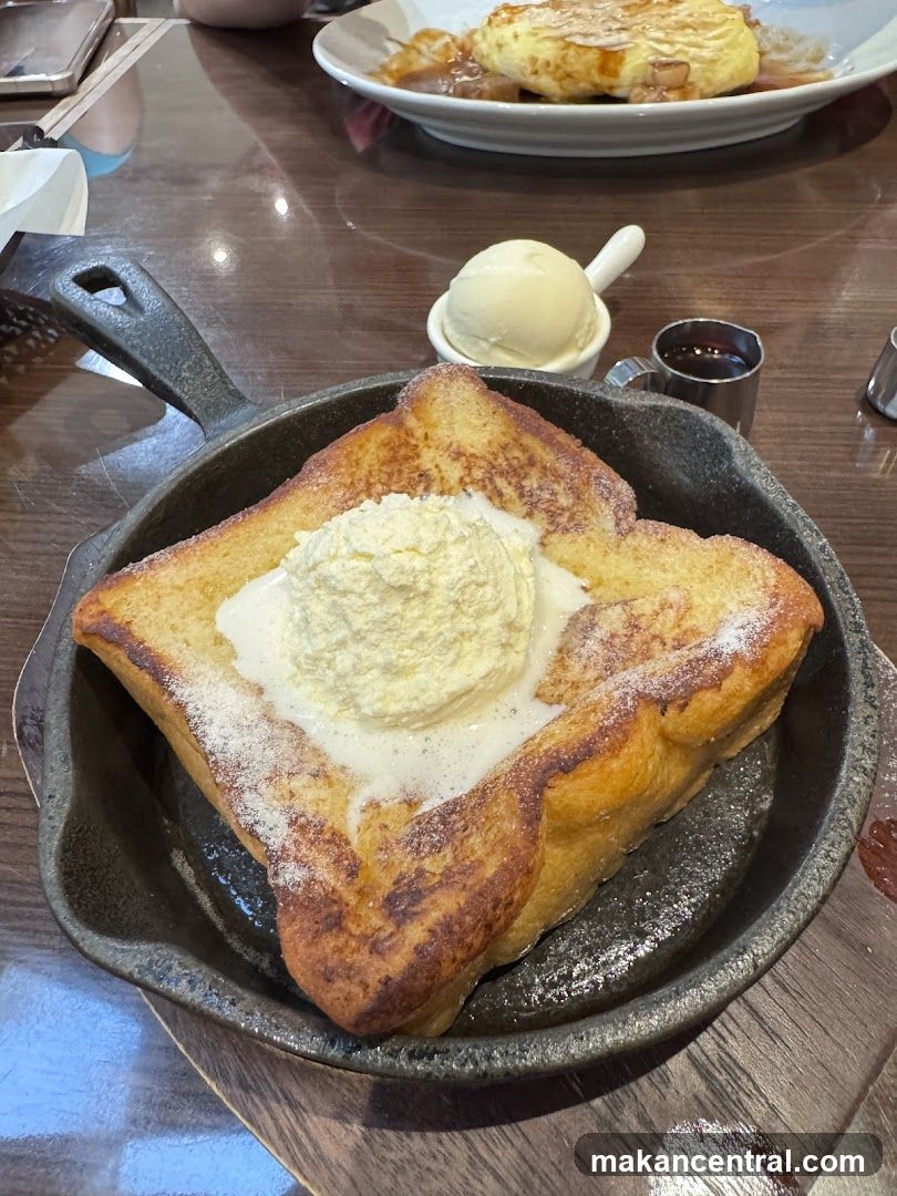 French Toast with Ice Cream