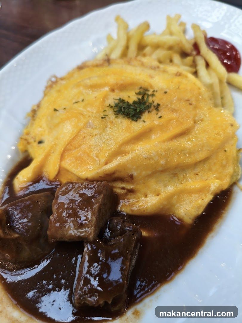 Omurice with Beef Stew