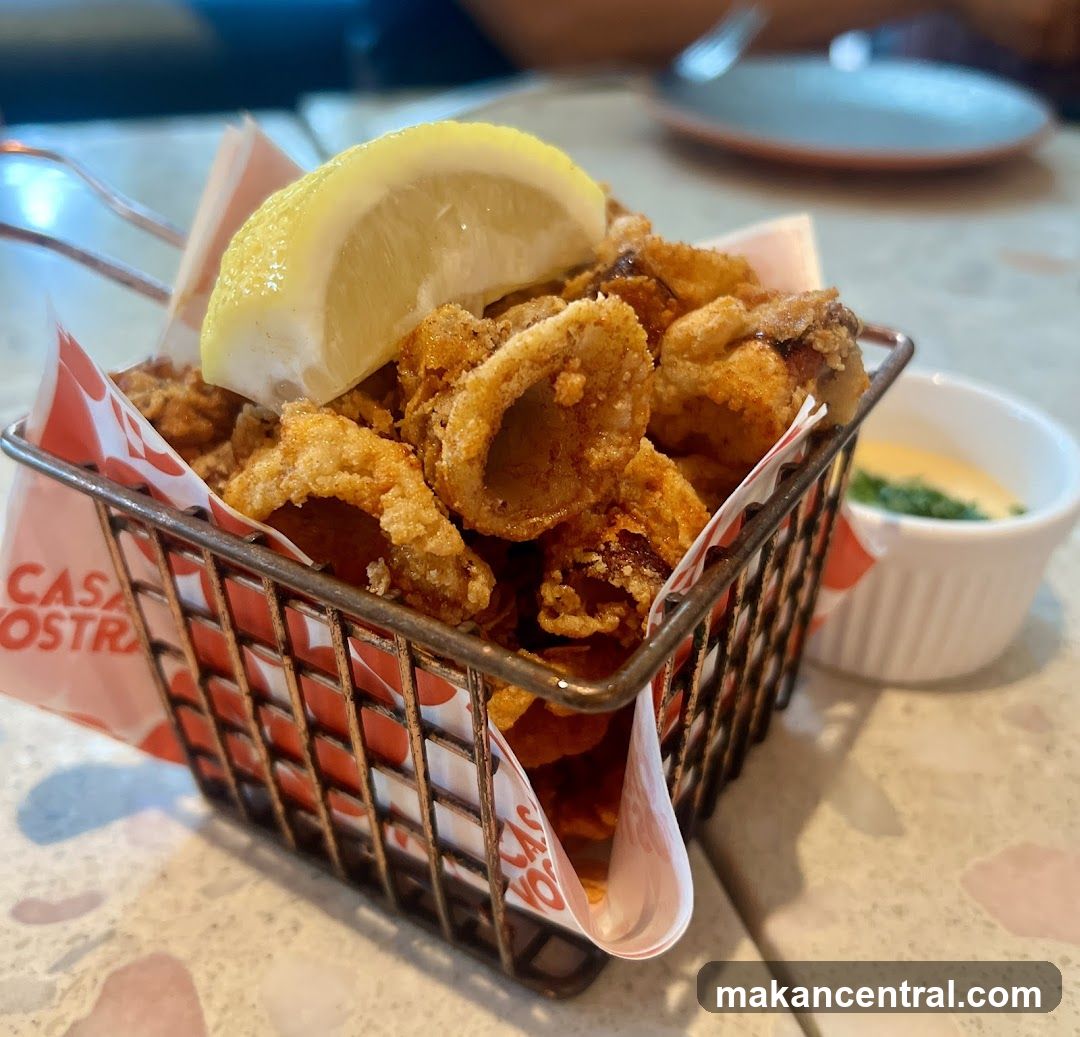 Fried Calamari with Lemon and Dip