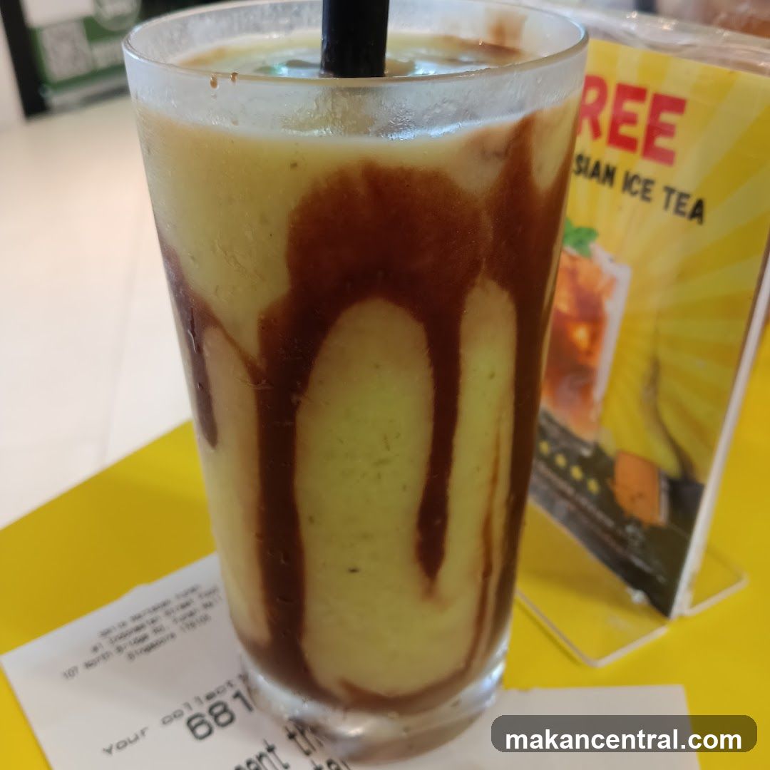 Chocolate Drizzled Smoothie