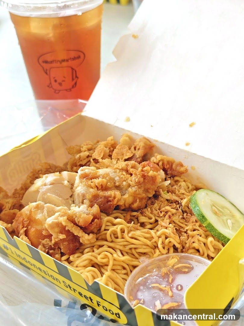Fried Chicken Noodles with Iced Tea