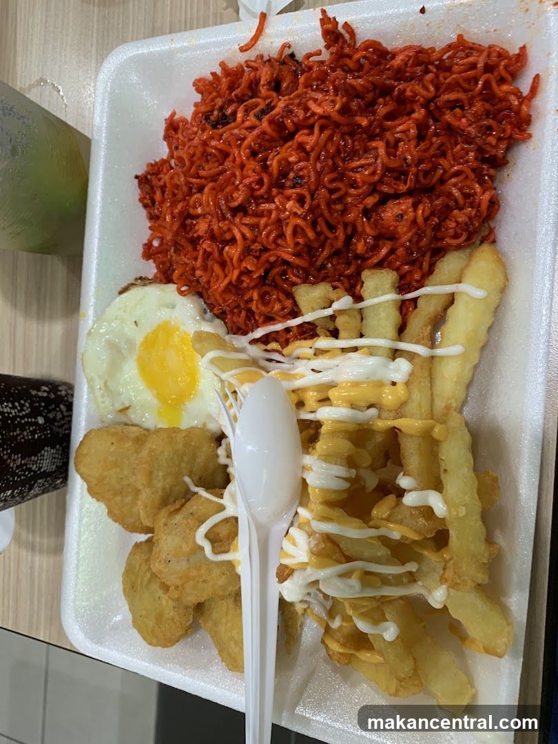 Spicy Noodles with Sides