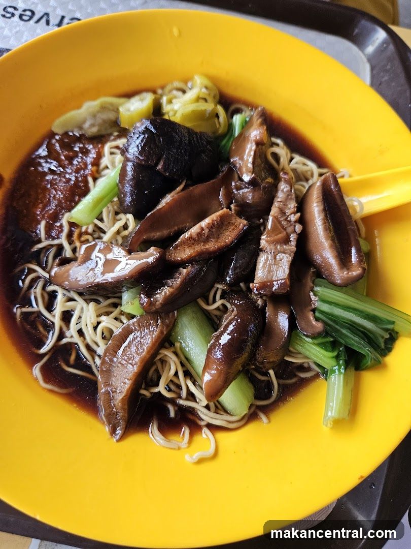 Noodles with Mushrooms and Greens