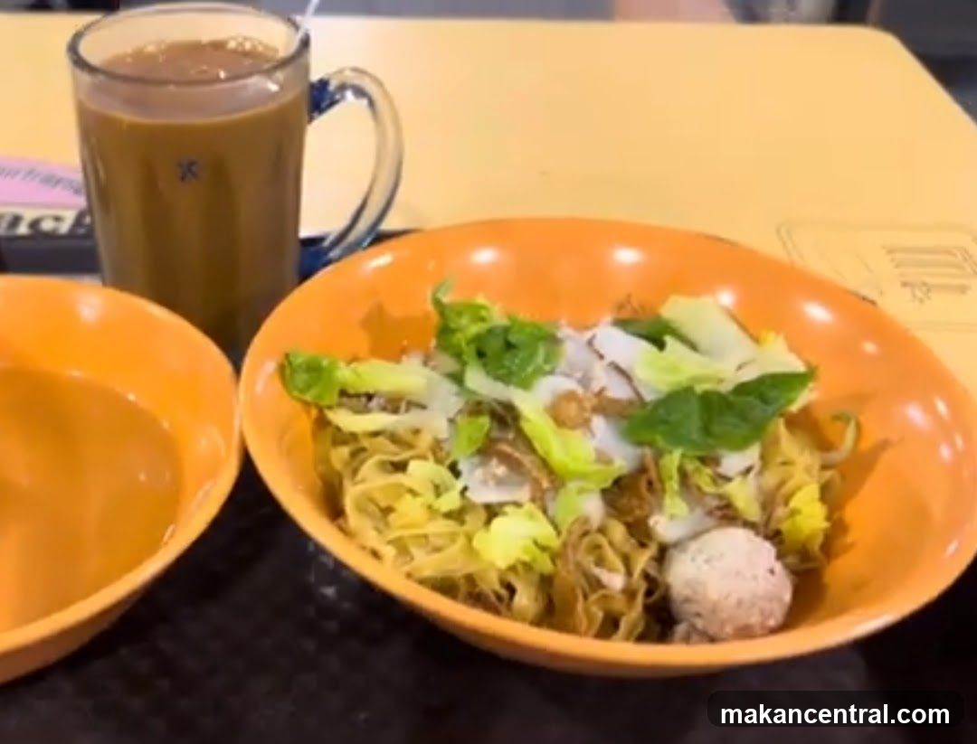 Heong Huat Fishball Noodle 雄發手工