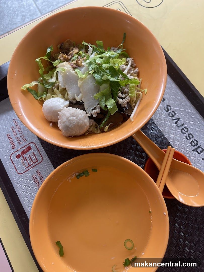Noodles with Fish Balls and Minced Meat