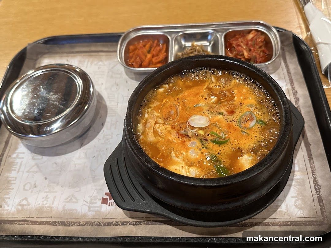 Korean Stew with Side Dishes