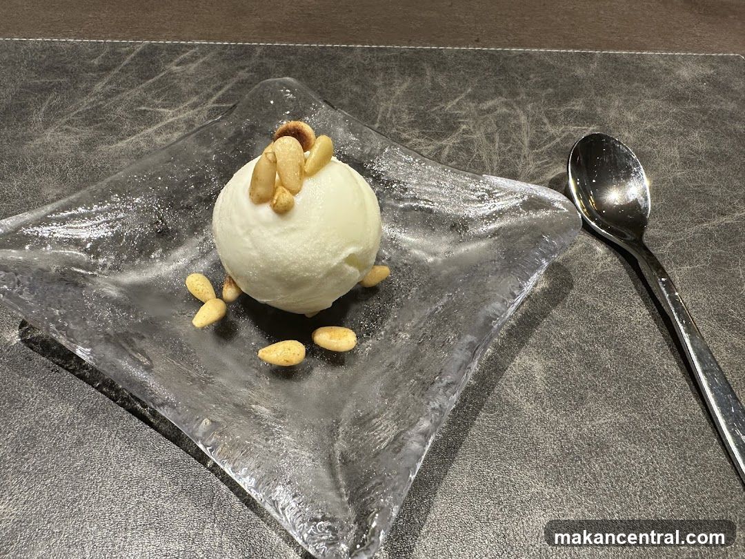 Ice Cream with Pine Nuts