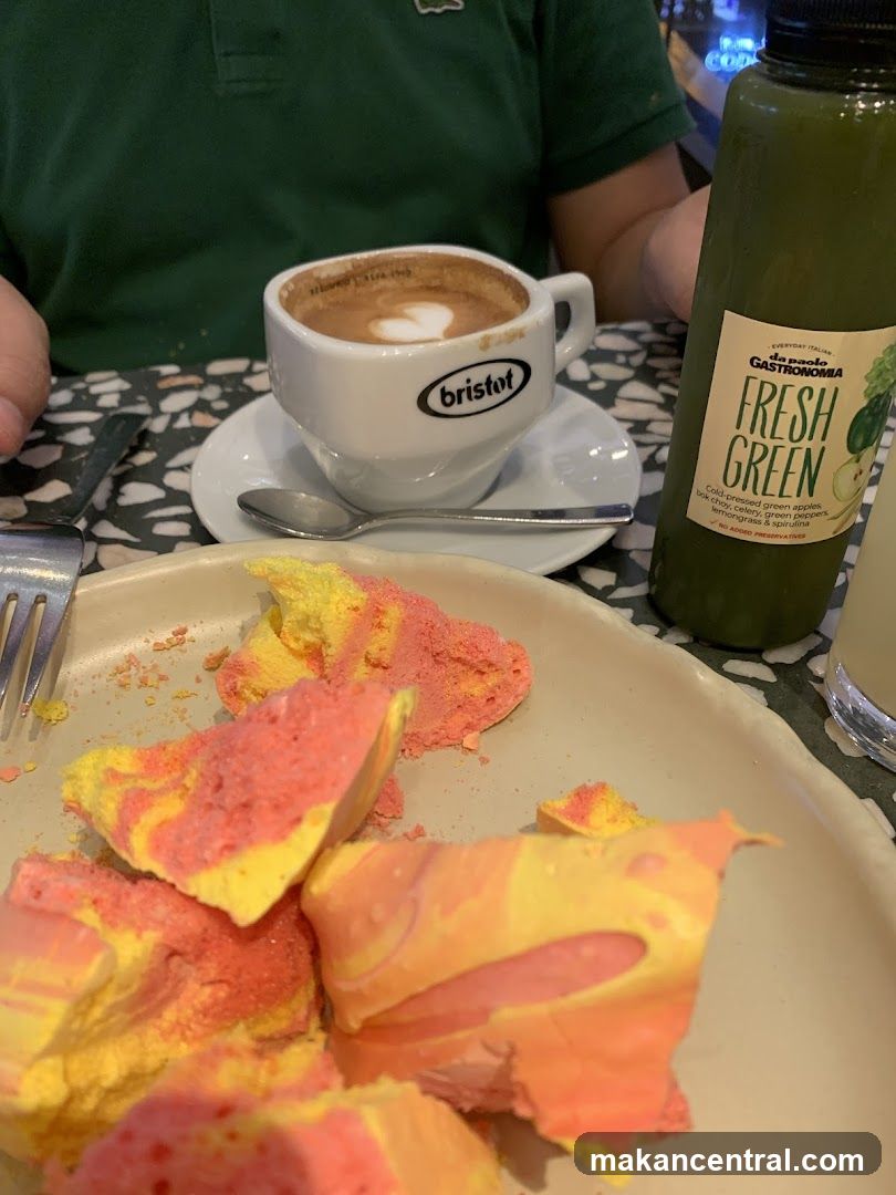 Coffee and dessert