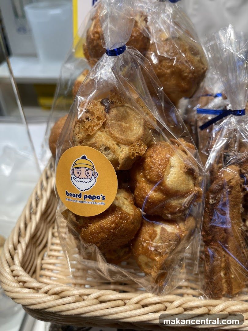 Beard Papa's Cream Puffs
