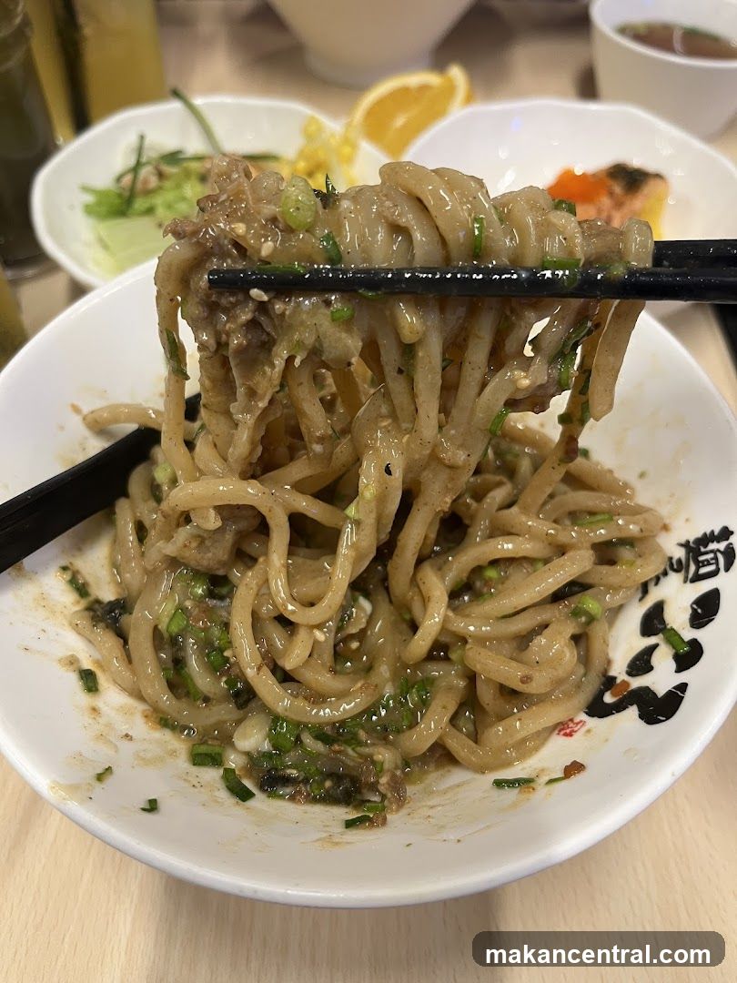 Noodles with Meat and Scallions