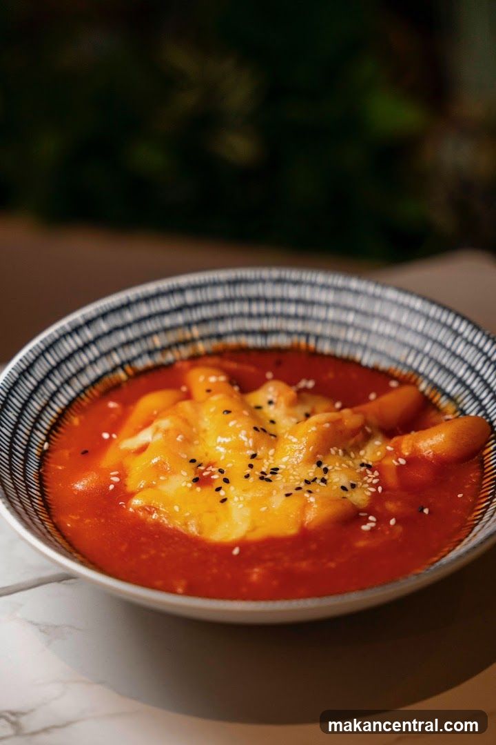 Tteokbokki with Cheese