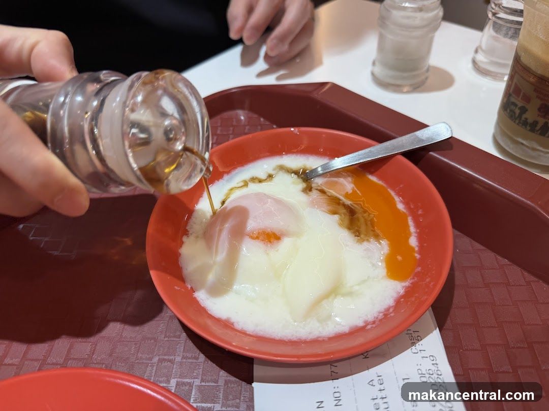 Soft-boiled eggs with soy sauce