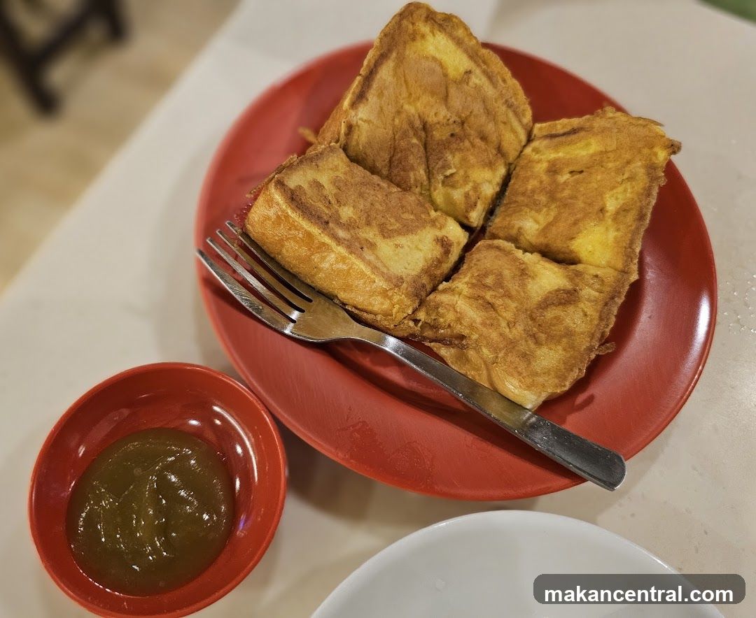 French Toast with Dipping Sauce
