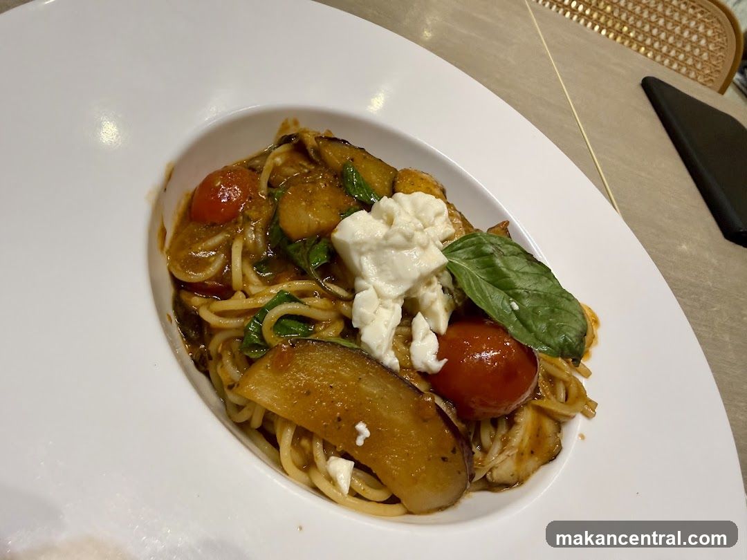 Spaghetti with Eggplant and Mozzarella