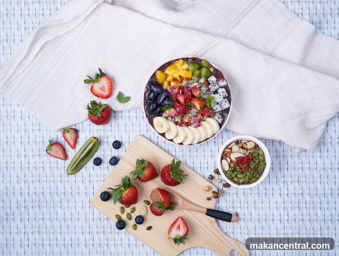 Fruit Bowl and Toppings