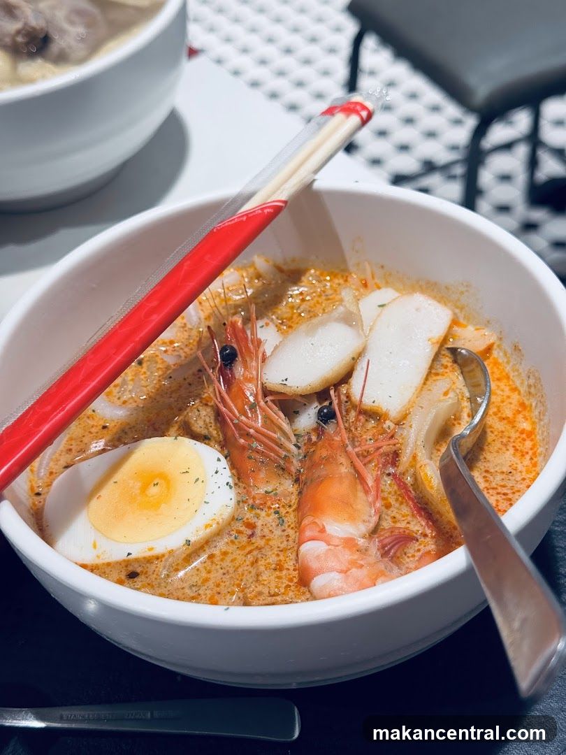 Laksa with Shrimp and Egg
