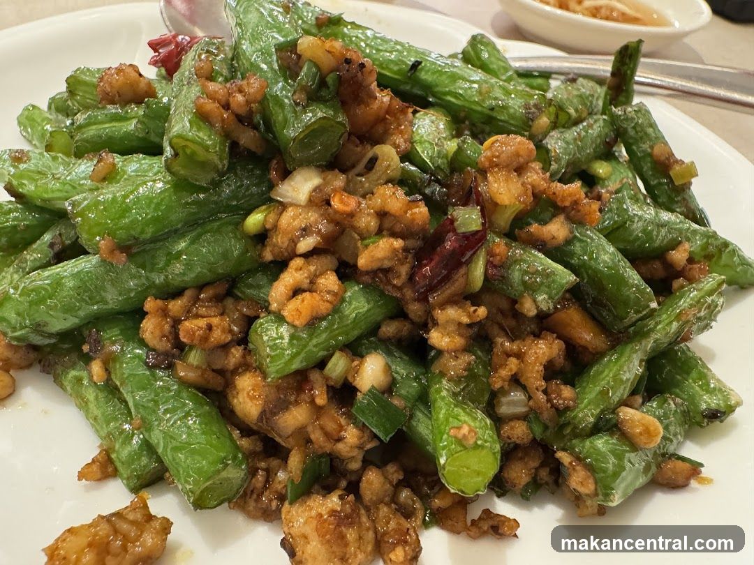 Spicy Stir-Fried Green Beans