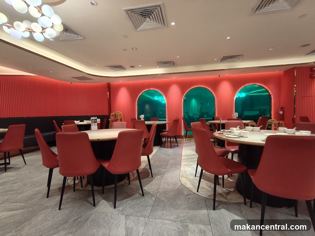 Restaurant Dining Area
