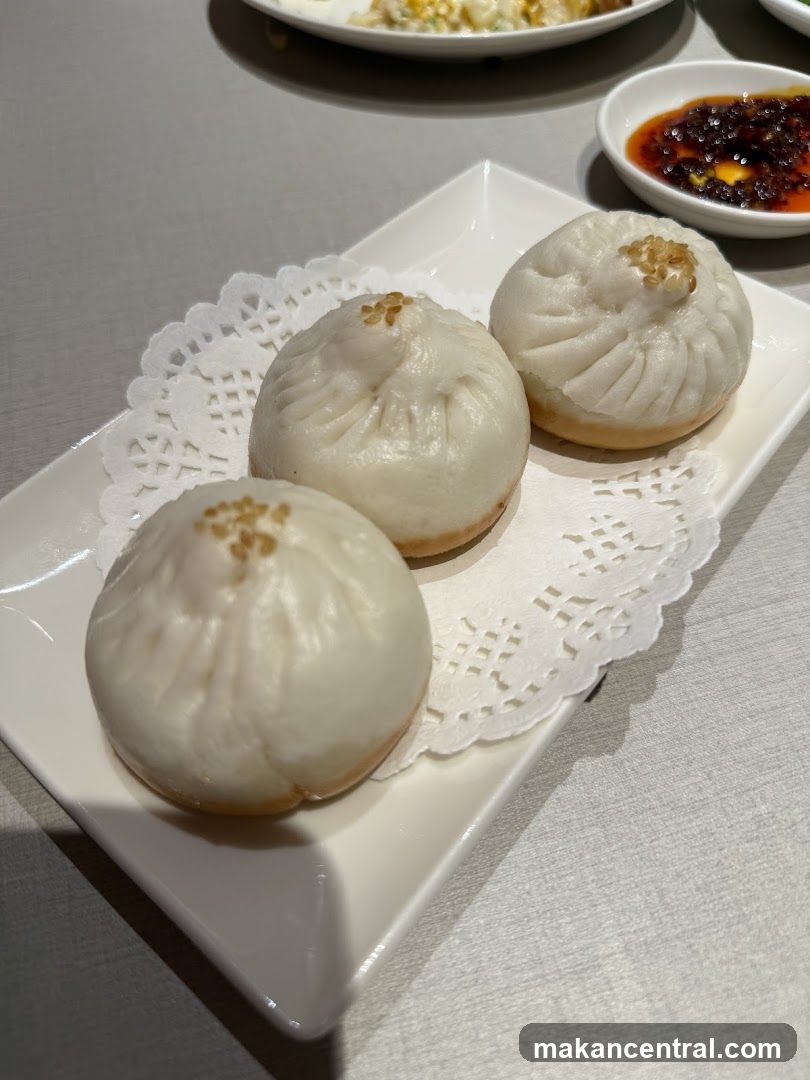 Steamed Buns with Sesame Seeds