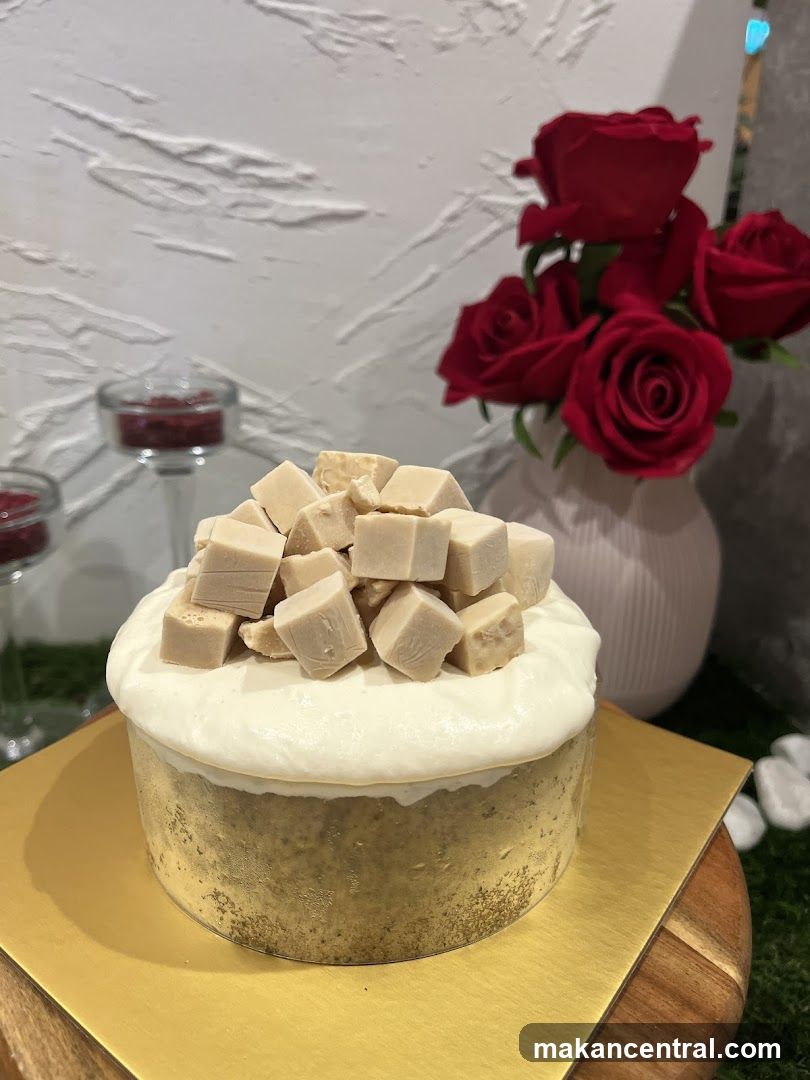 Cake with Toppings