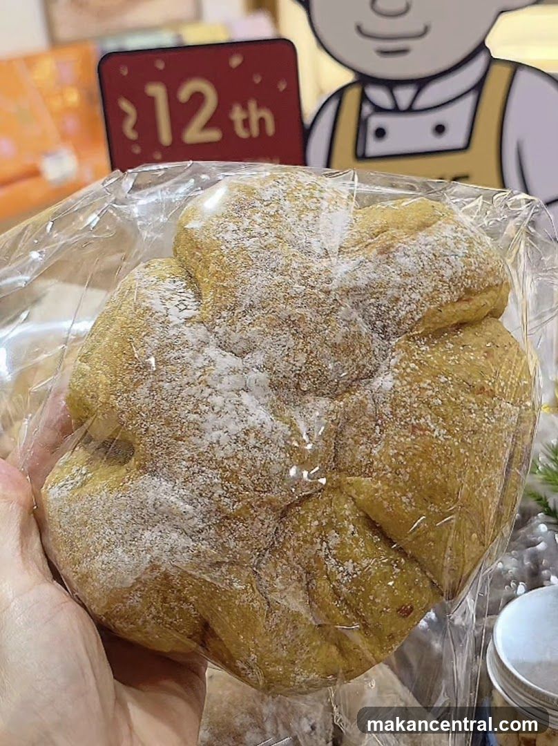 Bread with powdered sugar