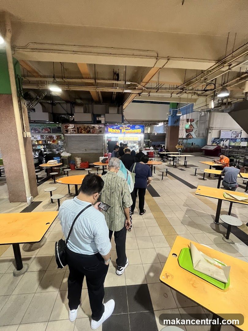 Siti Rodiah Nasi Padang