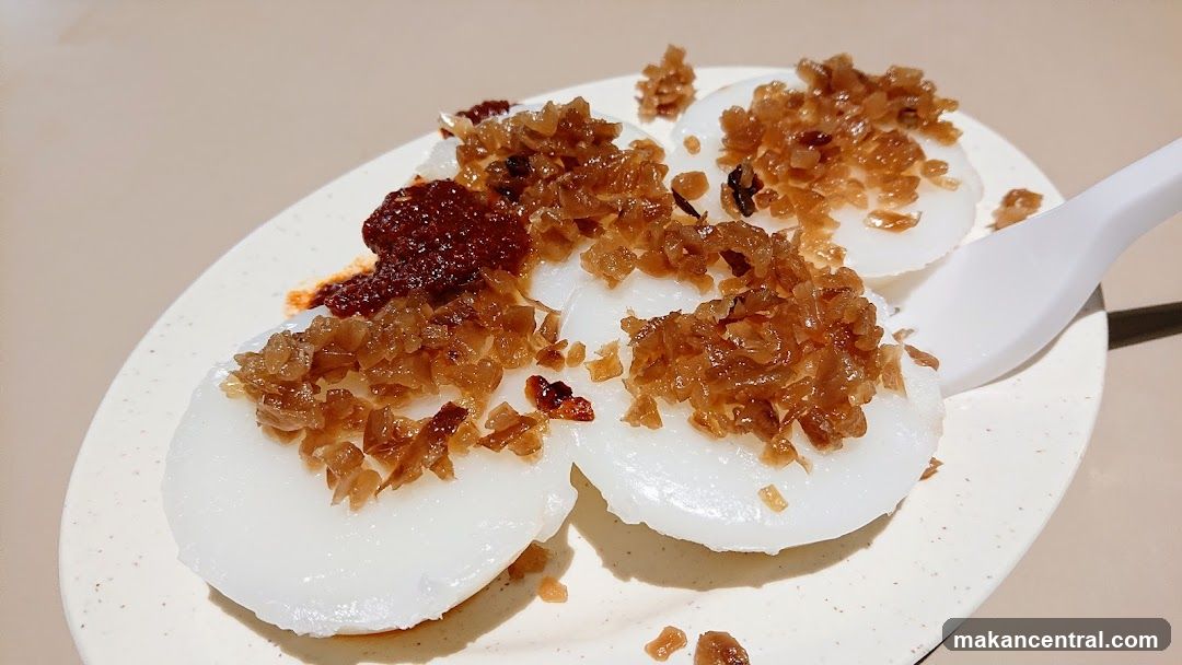 Rice Cakes with Toppings