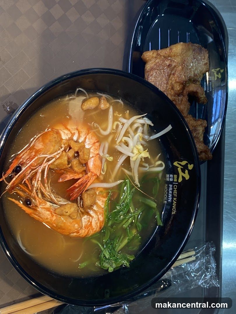 Prawn Noodle Soup with Fried Chicken