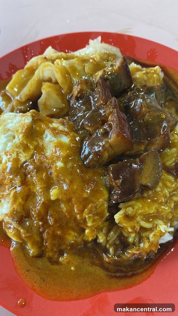 Curry Rice with Meat and Egg