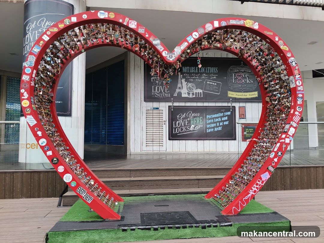 Love Lock Arch