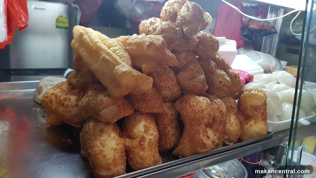 Fried Dough Pastries