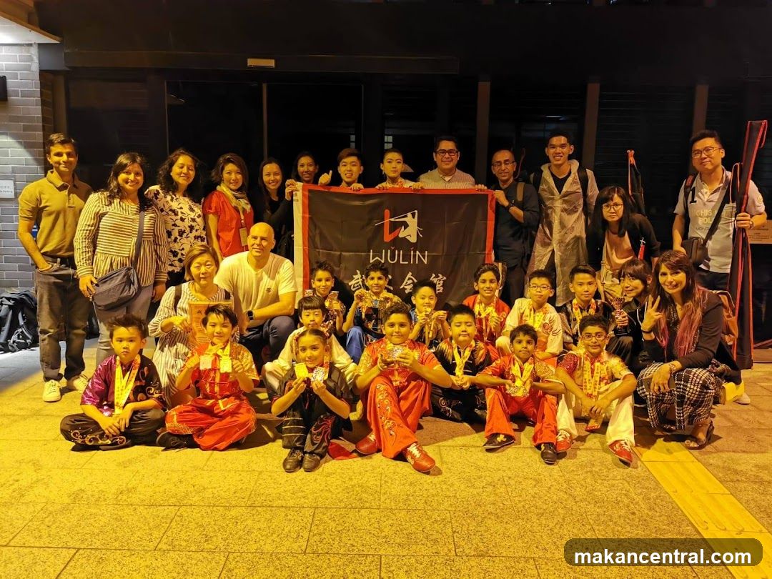 Group Photo with Wulin Banner