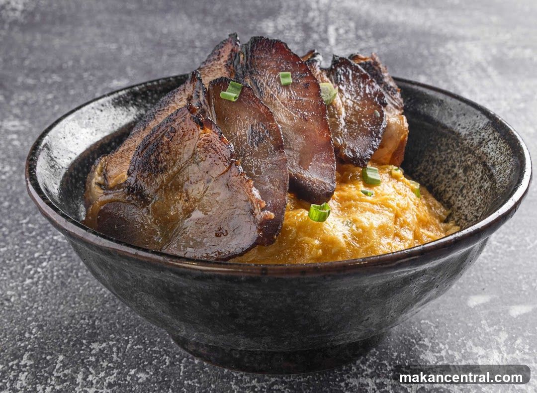 Sliced Pork with Grits