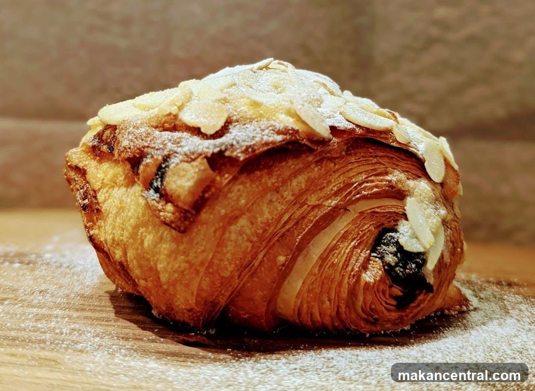 Almond Croissant