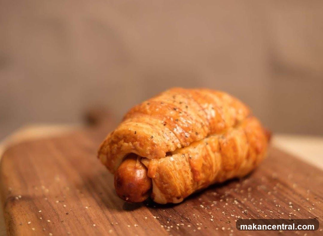 Croissant with Sausage