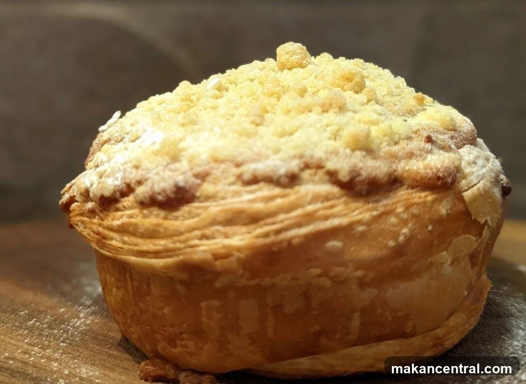 Crumb Topped Pastry