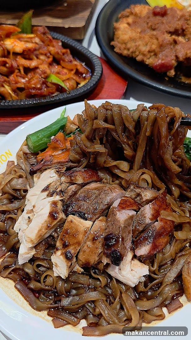 Noodles with Sliced Meats