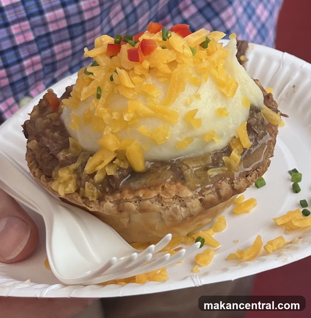 Savory Pie with Mashed Potatoes and Cheese