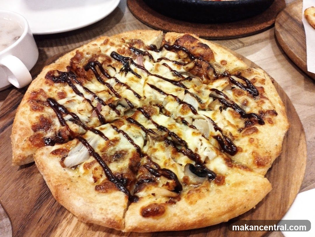 Pizza with Drizzle
